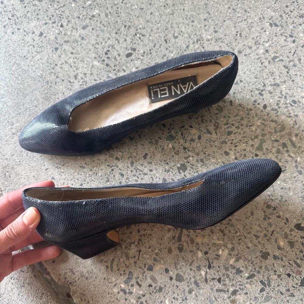 Vintage Van Eli Women's 6 Heels Navy Leather textured snakeskin Kitten